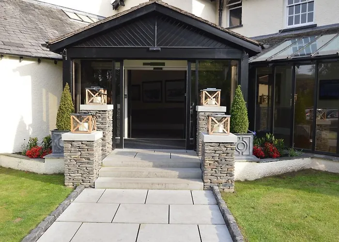 Lakes Hotel & Spa